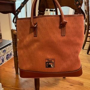 Dooney & Bourke shoulder bag